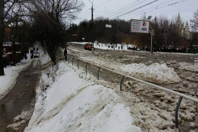 Сьогодні через прорив водогону у Вінниці було затоплено вулицю Максимовича