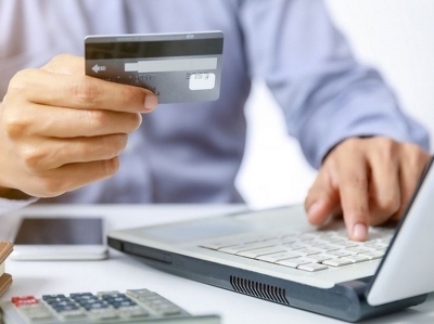 Кредити онлайн на карту: як оформити вигідний займ
