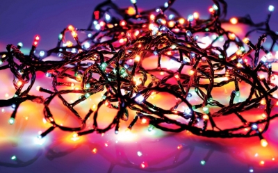 Светодиодные гирлянды для новогоднего украшения для елки, дома, улиц, магазинов