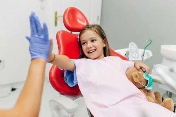 Дитяча стоматологія на Оболоні - ключ до здорових зубів