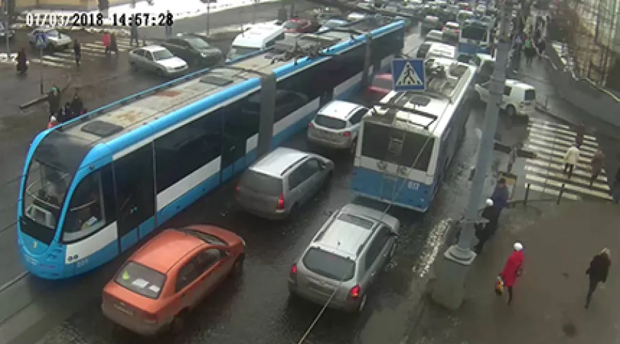 В центрі Вінниці утворився затор аж до перехрестя Пирогова-Хмельницьке шосе