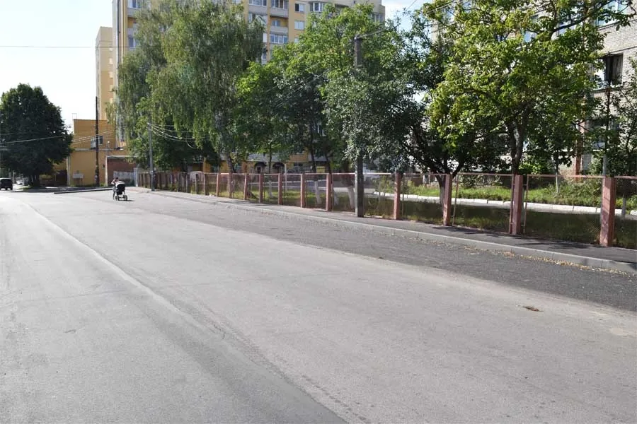 Улаштування парковки біля Центру матері і дитини буде завершено на наступному тижні