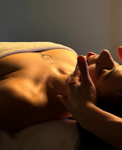 Массаж Киев: восстанавливающая сила прикосновения в DS Massage