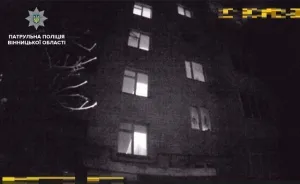 На Космонавтів хлопець втретє хотів покінчити з життям. Врятувала дівчина-поліцейський