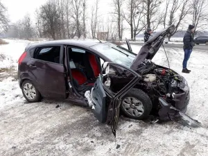 На Вінниччині зіткнулись «Ford Fiesta» та «Renault Kangoo»
