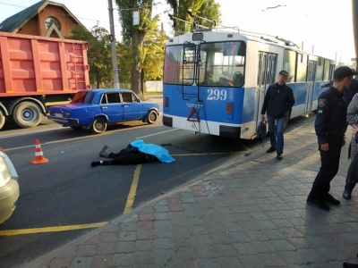 У Вінниці насмерть збили пішохода, який перебігав дорогу