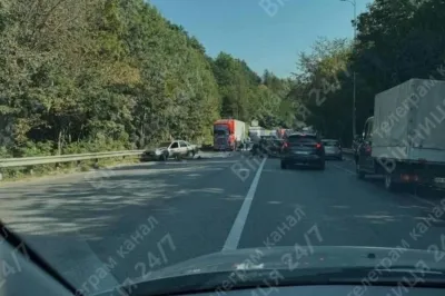 Обʼїзна у Вінниці стоїть в обидві сторони в звʼязку зі страшним ДТП: є загиблий