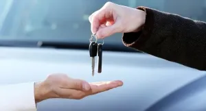 Советы при продаже автомобиля от дилеров: как выгодно продать авто?