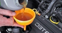 Тонкости подбора подходящего масла в двигатель