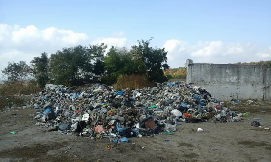 Поліція відкрила кримінальне провадження через львівське сміття на Вінниччині