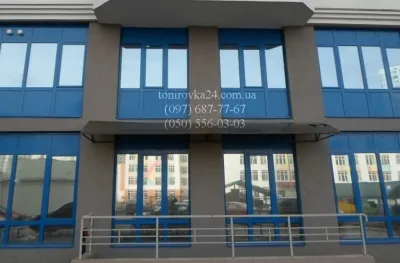 Как затонировать фасадные стекла зданий?