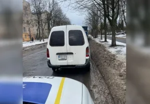 На Вишенці зупинили водія під наркотичними солями