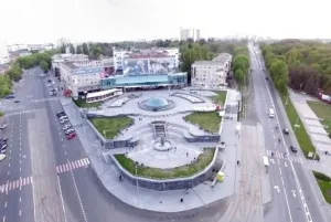 Озеленення «мавзолею» перед Універмагом пропонує архітектор