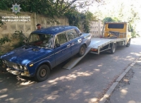 У Вінниці евакували машину, яка перегородила дорогу швидкій допомозі