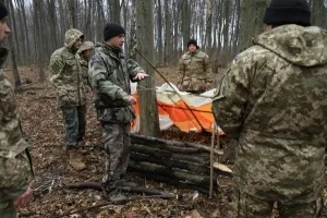 На Вінниччині курсанти-льотчики пройшли курс виживання