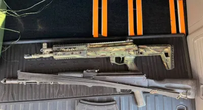У Вінниці контрактник намагався продати два трофейні російські автомати: його затримала СБУ