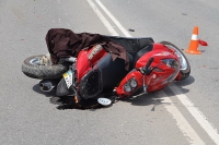 На Вінниччині автомобіль збив скутера: загинула жінка