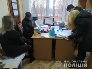 На Вінниччині викрили схему продажу фіктивних COVID-сертифікатів