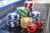 Обзор онлайн казино ReelEmperor Casino