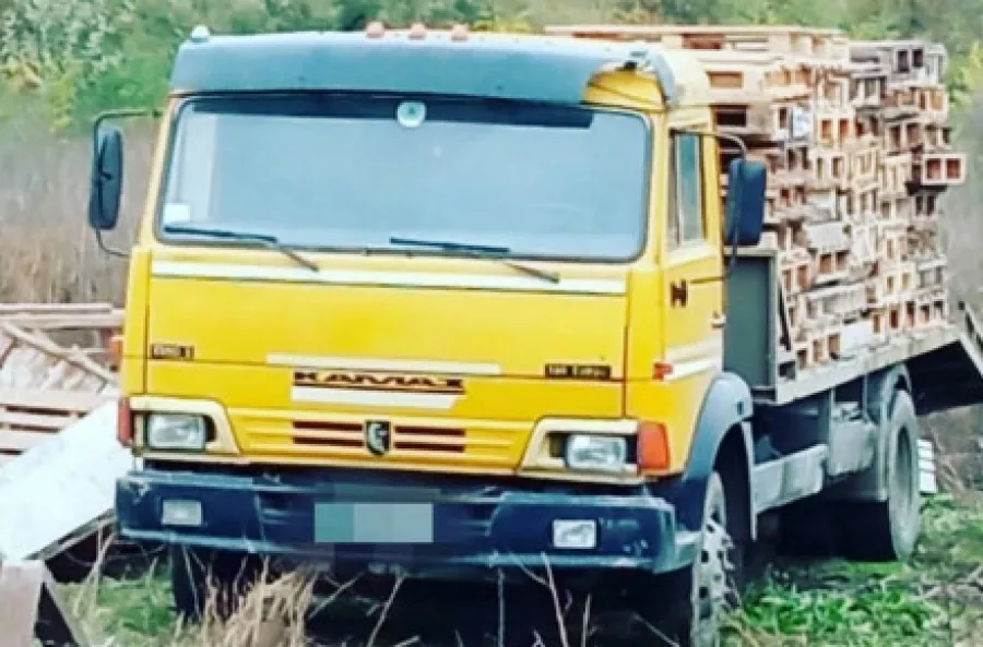 У Вінниці оштрафували водія КАМАЗу, який забруднив асфальт