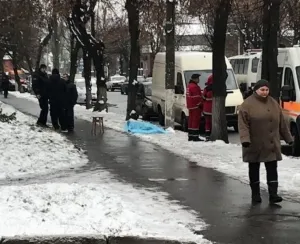 У Вінниці навпроти поминального кафе знайшли труп