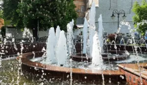 У Вінниці увімкнули фонтани
