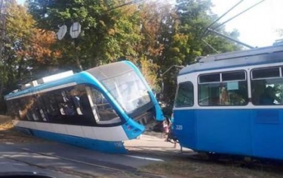 У Вінниці на Хмельницькому шосе ледь не перекинувся трамвай