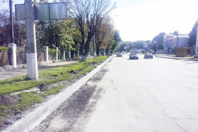 По вулиці Ватутіна у Вінниці капітально відремонтують більше 20 тисяч м2 дорожнього покриття