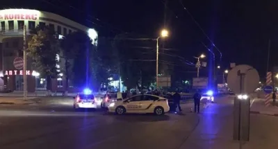 Патрульні запобігли втечі нетверезого керманича, який скоїв ДТП у центрі міста