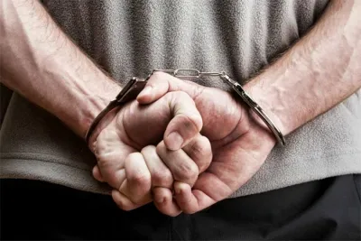 Злодіїв пограбувавших вінничанку затримали у Калинівці