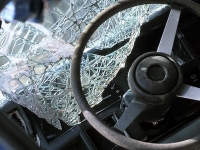 У Вінниці мікроавтобус «протаранив» гараж: пасажир загинув, водій в реанімації
