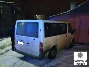 Нетипова ДТП у Вінниці: нетверезий водій в’їхав у чужий будинок