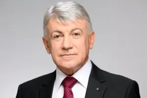 З 1 вересня заборонюють матчі другої ліги на СК «Нива». Клуб просить міську владу виділити ЦМС