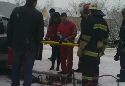 Під Вінницею не розминулося два легковика. Одного із водіїв затисло в авто