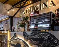 La Cucina , маленький затишний ресторан