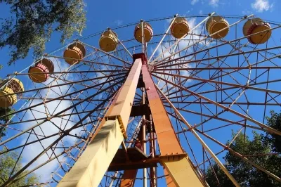 У Вінниці стартував сезон атракціонів: тривають останні перевірки