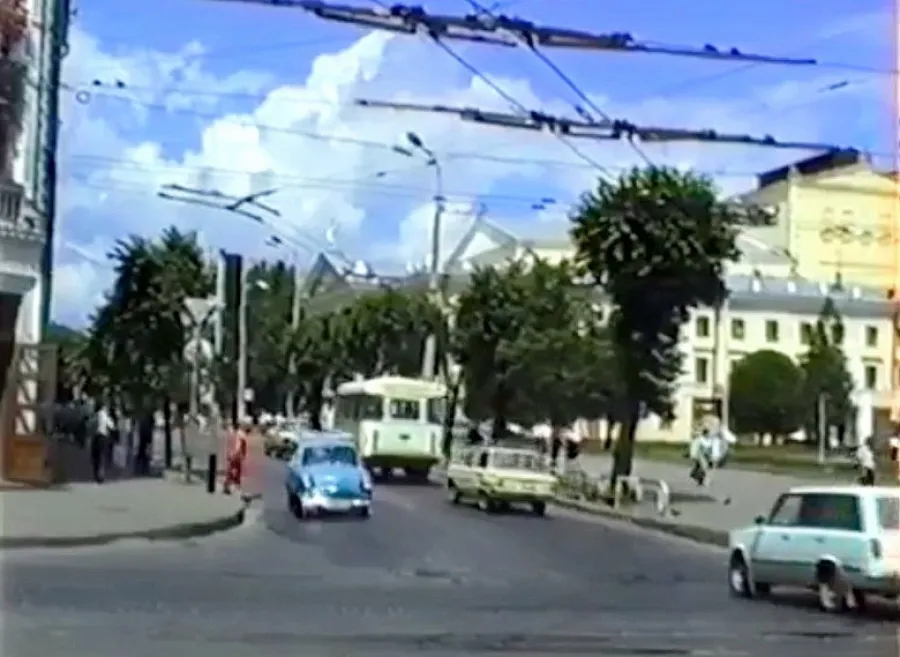 Якою була Вінниця 28 років тому. Показали архівні фото й відео з міста