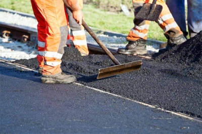 Наразі у Вінниці відбувається ремонт доріг на трьох вулицях